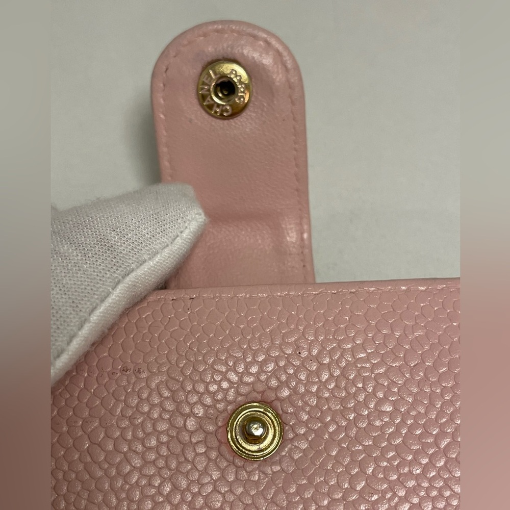 CHANEL Caviar Pink Wallet with Dusty and Box - Picture 16 of 16